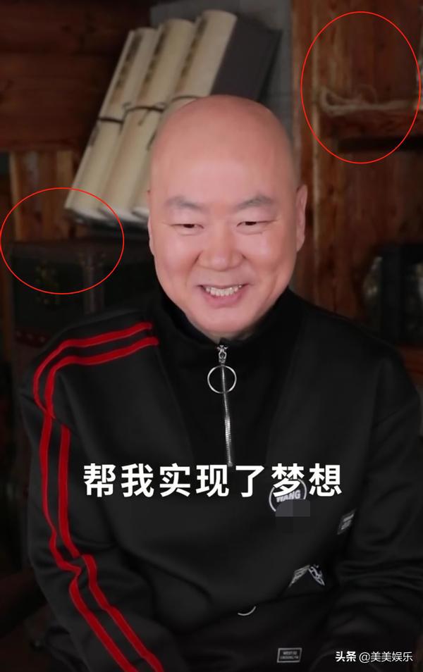 原因脸部脱皮是什么意思_脸脱皮的原因导致的_脸部脱皮是什么原因