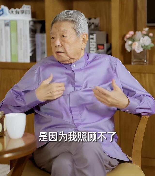 被胃病折磨的痛苦：从美食热爱者到餐桌守望者的煎熬