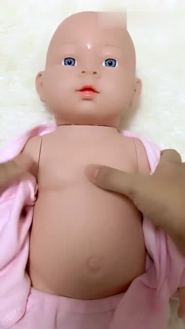宝宝吃完奶打了嗝还要吃_婴儿吃完奶就打嗝_婴儿奶后打嗝
