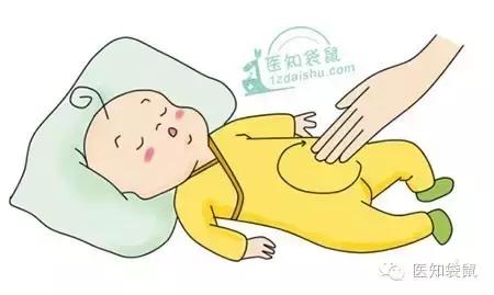 新生儿吃完奶打嗝妙招视频_新生儿吃完奶打嗝妙招_新生儿打嗝后喂奶止嗝