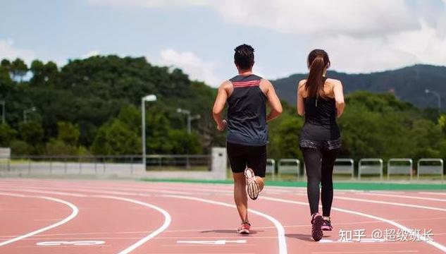 前胸后背疼恶心干呕_恶心后背疼前胸干呕什么原因_恶心后背疼前胸干呕怎么回事