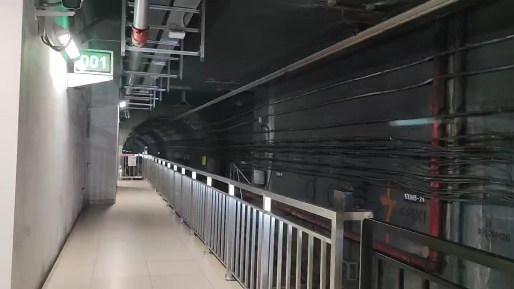 地铁双桥站：城市脉搏与故事交汇的地方