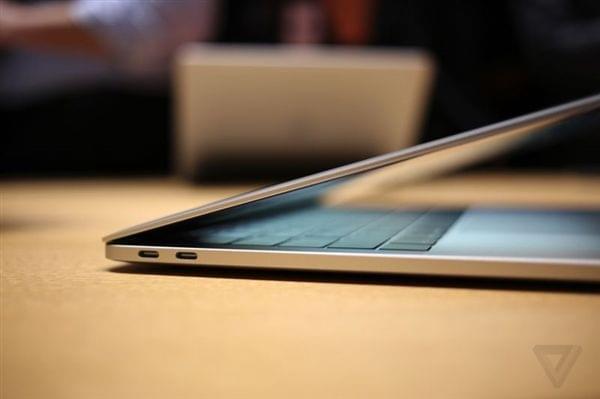 iPhone 软件更新让人又爱又恨，好处与问题并存